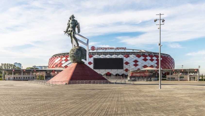 Ветераны «Спартака» и «Динамо» приняли участие в фотосессии перед ретроматчем